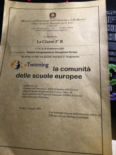 File 004 480x640